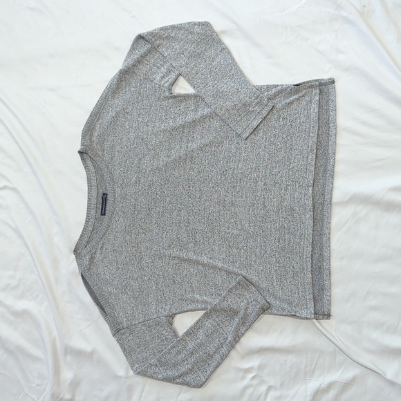 Abercrombie & Fitch Sweaters - Abecrombie & Fitch Lightweight Long Sleeve Sweater, Color Heather Gray Size S